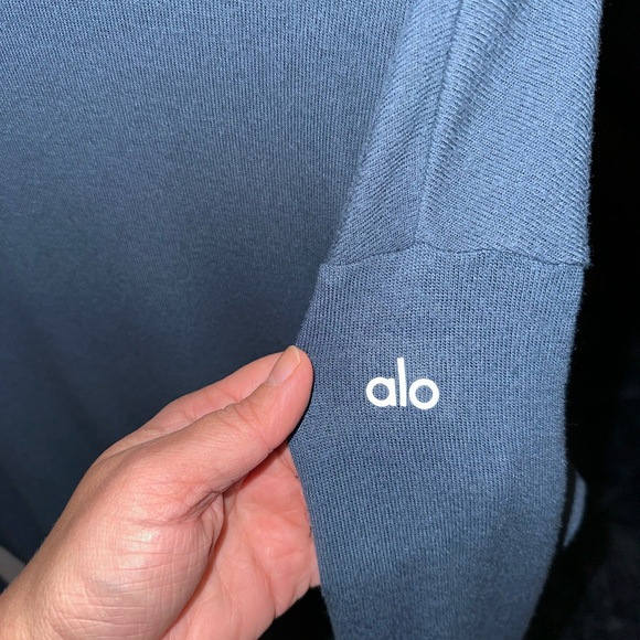 Lightweight Alo Pullover - Picture 2 of 3